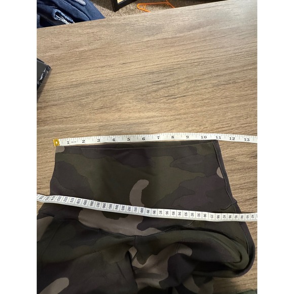 OFFLINE by Aerie Camouflage Jogger Pants High Waisted Athleisure women's Size S‎ - Picture 6 of 8